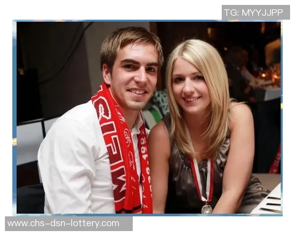 外国足球宝贝的魅力与风采揭秘球场内外的时尚与热情交融